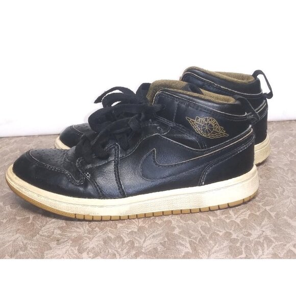 Nike Air Jordan 1 Mid Kids Size 13C lace-up shoes 640734-042 Black Gold EUC - Picture 1 of 8